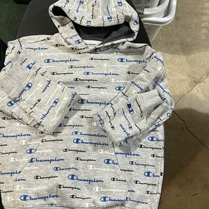 Champion hoodie/pre-loved